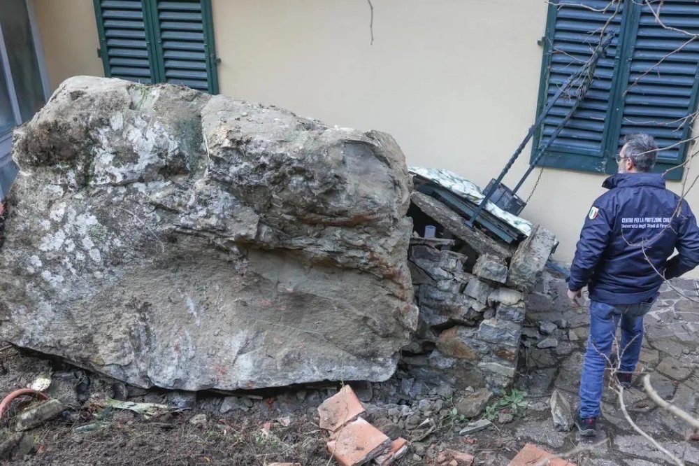 Frana sulla Faentina, al via la riduzione del cantiere su via di San Domenico