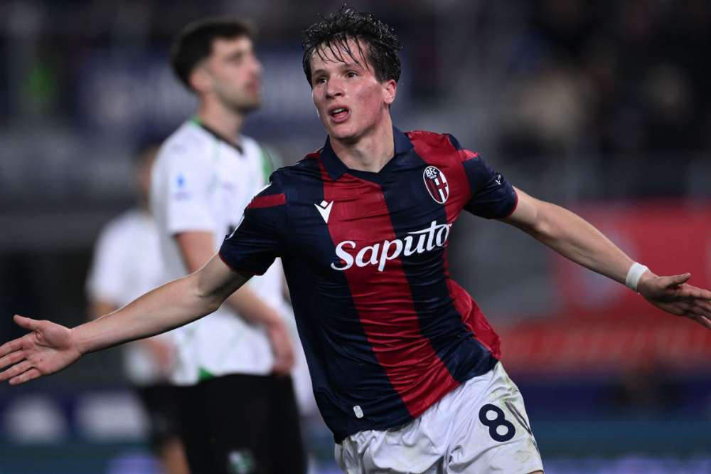 Fiorentina, il centrocampo guarda a Bologna: Fabbian è sempre più vicino 