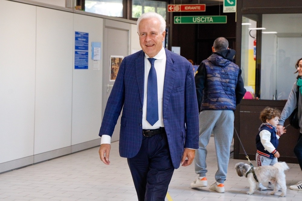Giani: “Figura del veterinario sempre più centrale per salute”