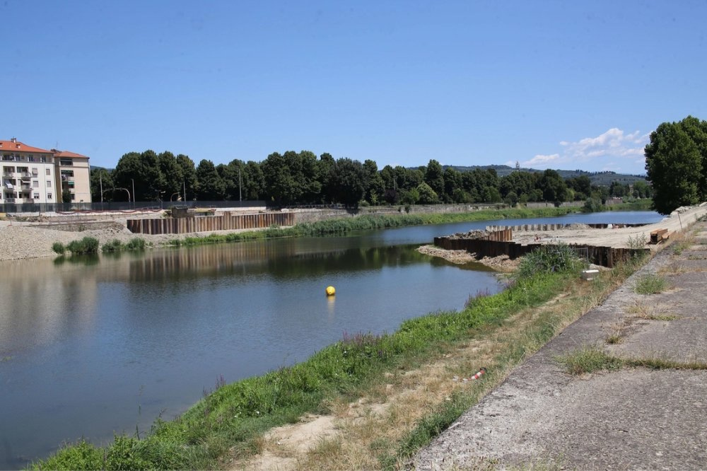 Accelerano i lavori per il nuovo ponte sull’Arno