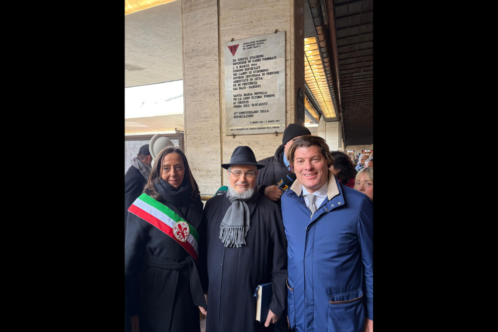 Federico Albini oggi al binario 16 contro l'antisemitismo