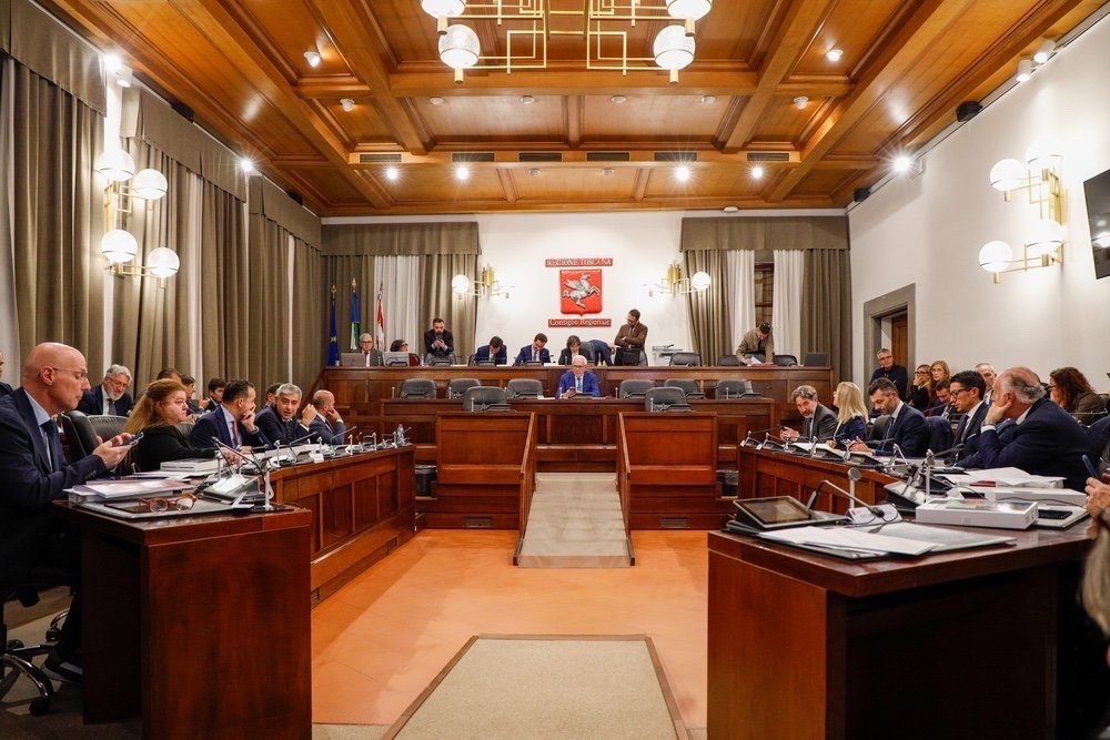 Giani: “Nono assessore in Toscana per adeguarci alla legge nazionale”