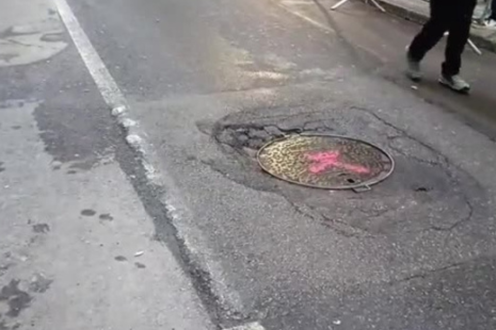 Lavori urgenti in via de’ Pucci per lo sprofondamento della strada