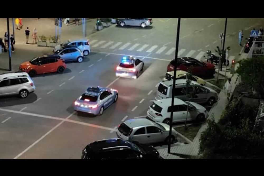 Violenta rissa in un bar di piazza dell’Isolotto