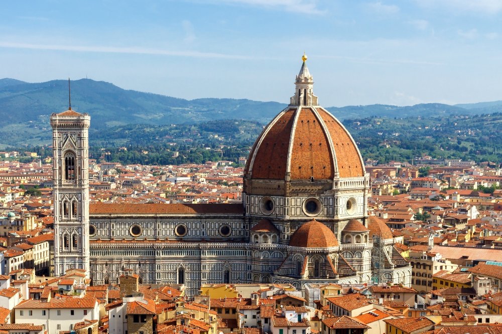 Gli affitti brevi cominciano a crescere anche nei comuni metropolitani