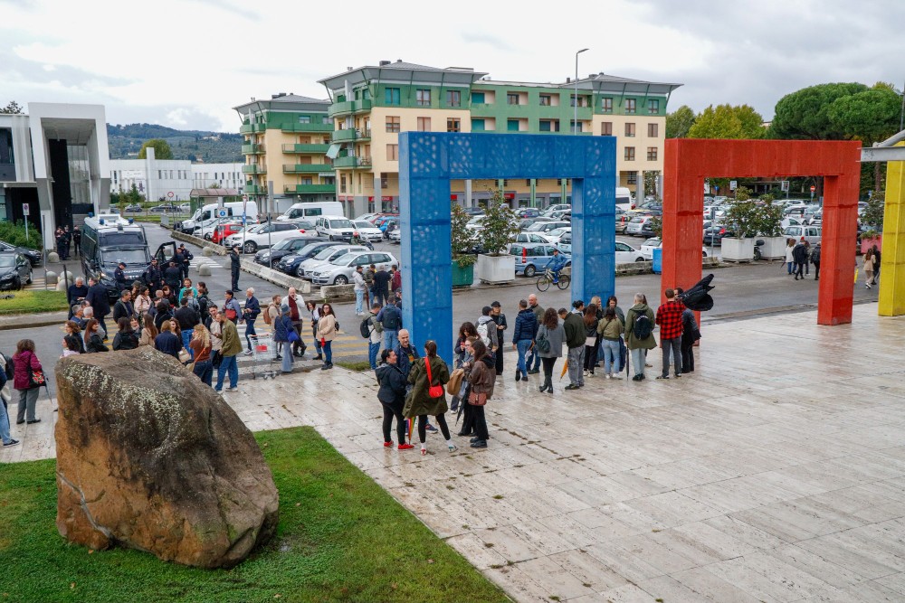 Sindacati: 'Istituzioni chiedano alle aziende di moda di prendere impegni su distretto'
