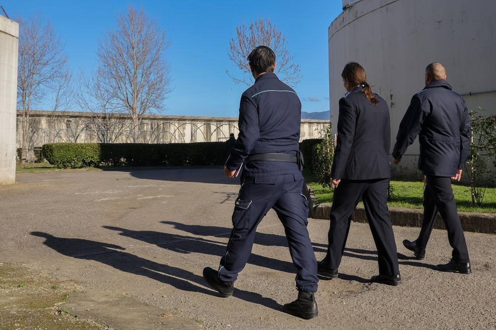 In tanti al primo incontro di formazione per diventare volontari a Sollicciano