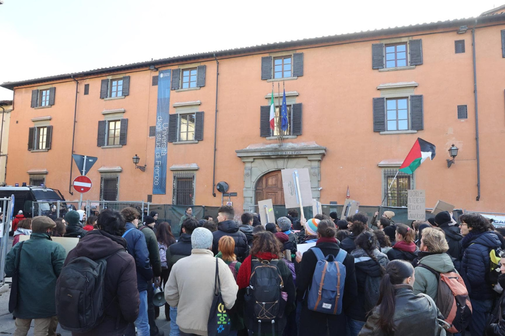 Evacuata sede dell'ateneo di Firenze per irruzione di un uomo in stato di alterazione