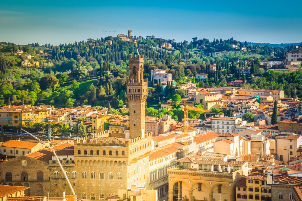 Firenze rafforza il decentramento: più poteri ai Quartieri su manutenzione e partecipazione
