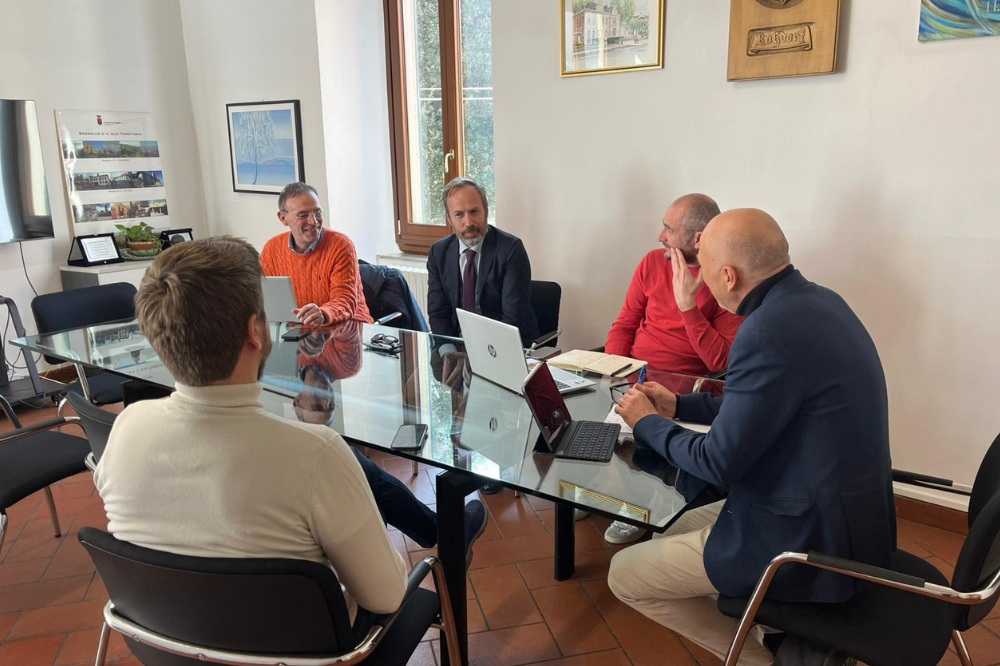 Rifiuti, incontro tra Comune di Reggello e Alia