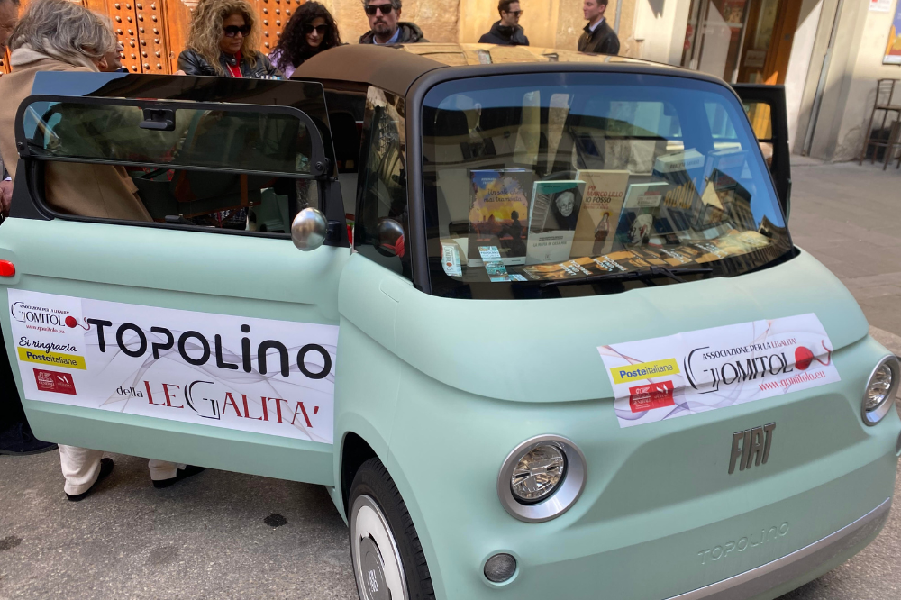 Una “Topolino della Legalità”. Incontri nelle scuole e nelle piazze sul tema della lotta alle mafie