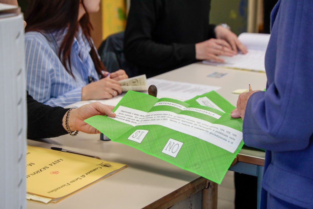 Comunque vada sarà successo. Quando la società da lezioni alla politica
