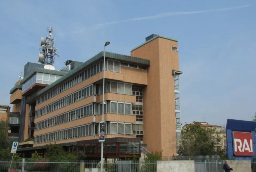 RAI: ROSSI, 'NON ABBIAMO ABBANDONATO FIRENZE, CAMBIA SOLO LA LOCATION'
