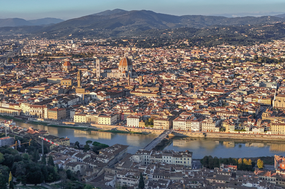 A Firenze intitolata una piazza a Guccio Gucci