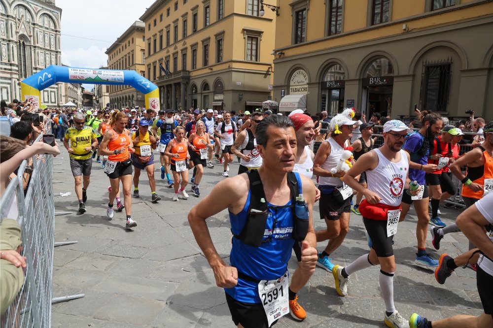 Domenica torna la Half Marathon: il via alle 9 da lungarno della Zecca e arrivo in piazza Santa Croce