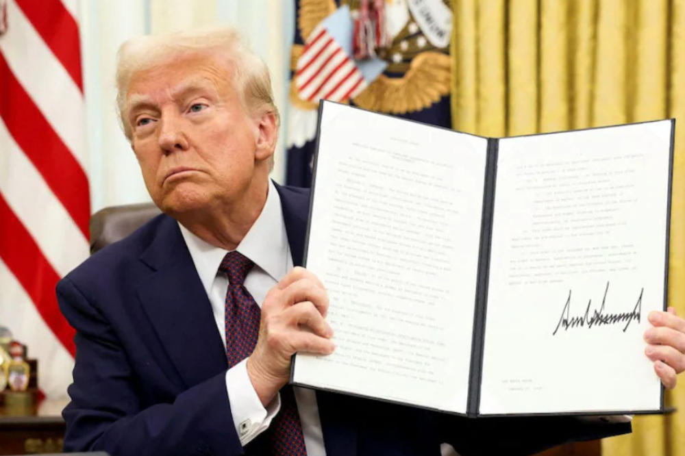 Firenze partecipa alla giornata di mobilitazione 'No Kings Italia' contro Trump, le guerre e le violazioni dei diritti