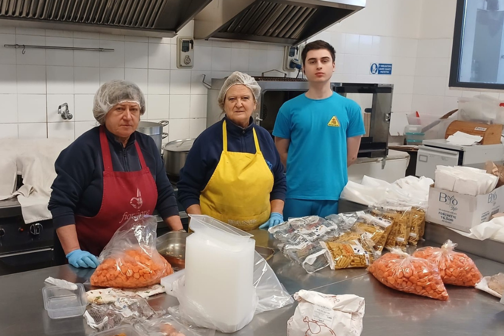 La mensa Emmaus della Misericordia di Empoli resta aperta per Pasqua e Lunedì dell’Angelo 