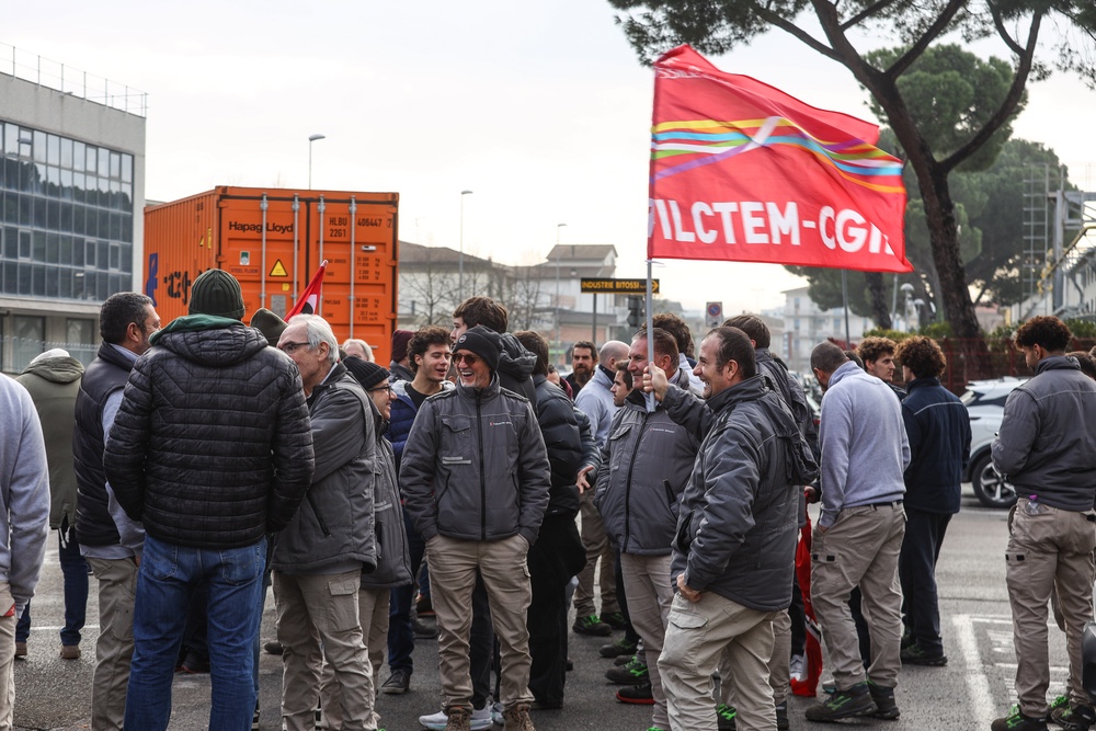 Pasqua, proclamata astensione e sciopero lavoratori commercio in Toscana