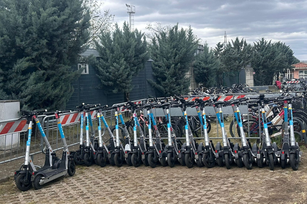 Monopattini, Bird: “A Firenze ieri 800 corse con nuovo servizio on demand, in linea con il passato”