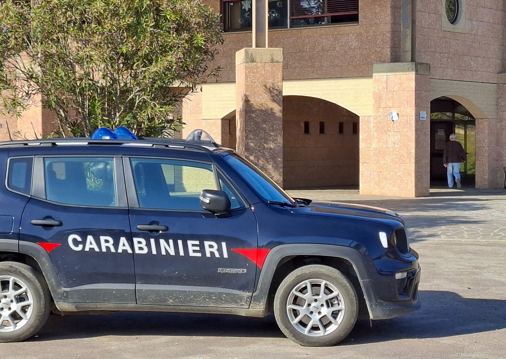 Semina il caos a Novoli, arrestato un 31enne