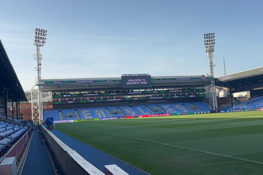 Fiorentina, in emergenza: Vanoli disegna la squadra senza Kean, Parisi e Solomon