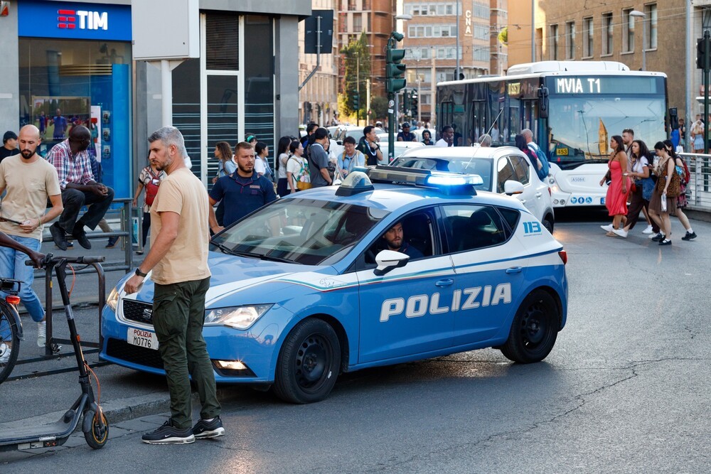 Polizia, a Firenze arrestati 18 minori e denunciati 215 nel 2025