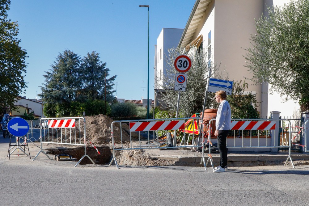 Firenze, settimana di cantieri: lavori notturni in via di Soffiano e modifiche alla viabilità