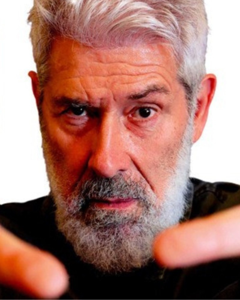 Alessandro Benvenuti e il teatro della sorpresa