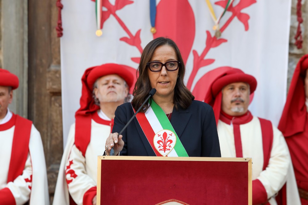 25 Aprile a Firenze, tensioni in piazza della Signoria e apertura forzata dei varchi