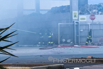 Nuovo incendio di veicolo a Mercatale Val di Pesa: distrutto furgone