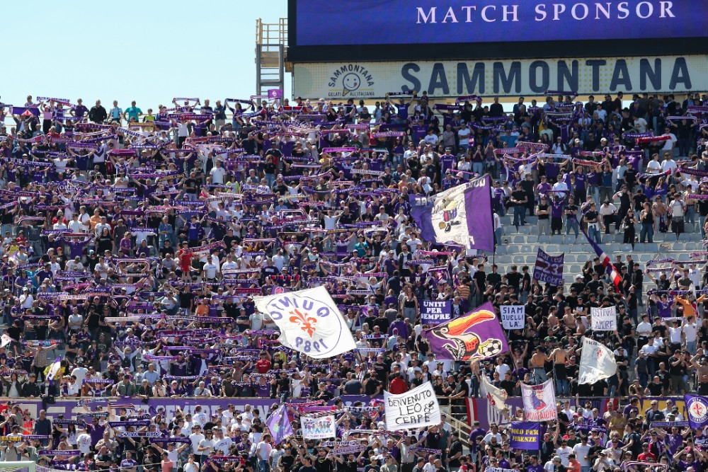 Fiorentina salva, ma il Franchi esplode di contestazione