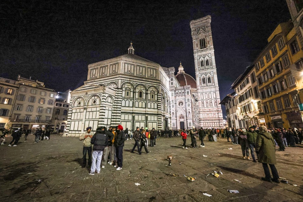 Reddito di reinserimento, la Regione Toscana corregge il tiro dopo il flop delle domande