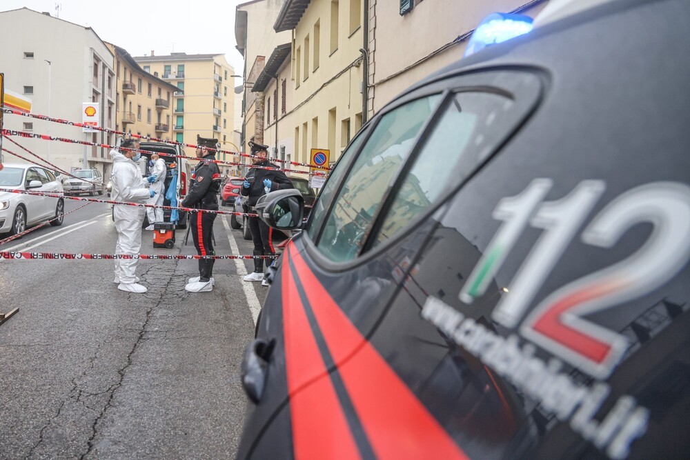 AGGIORNATA - Falsari arrestati per conio monete da 2 euro: componenti dalla Cina