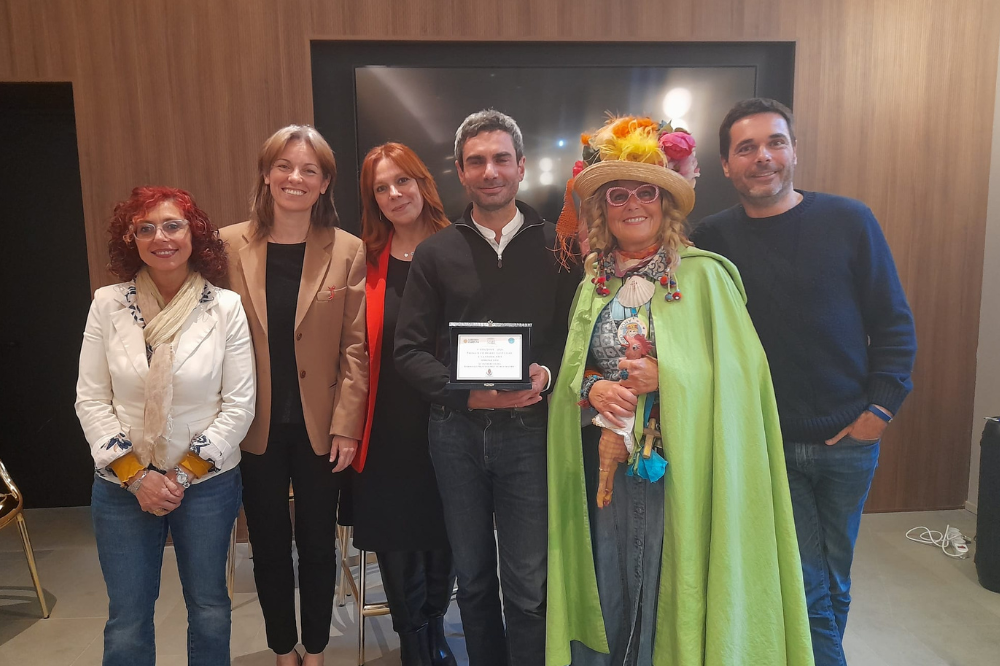 Simone Lisi si aggiudica il Premio Are-té “Gli ultimi”