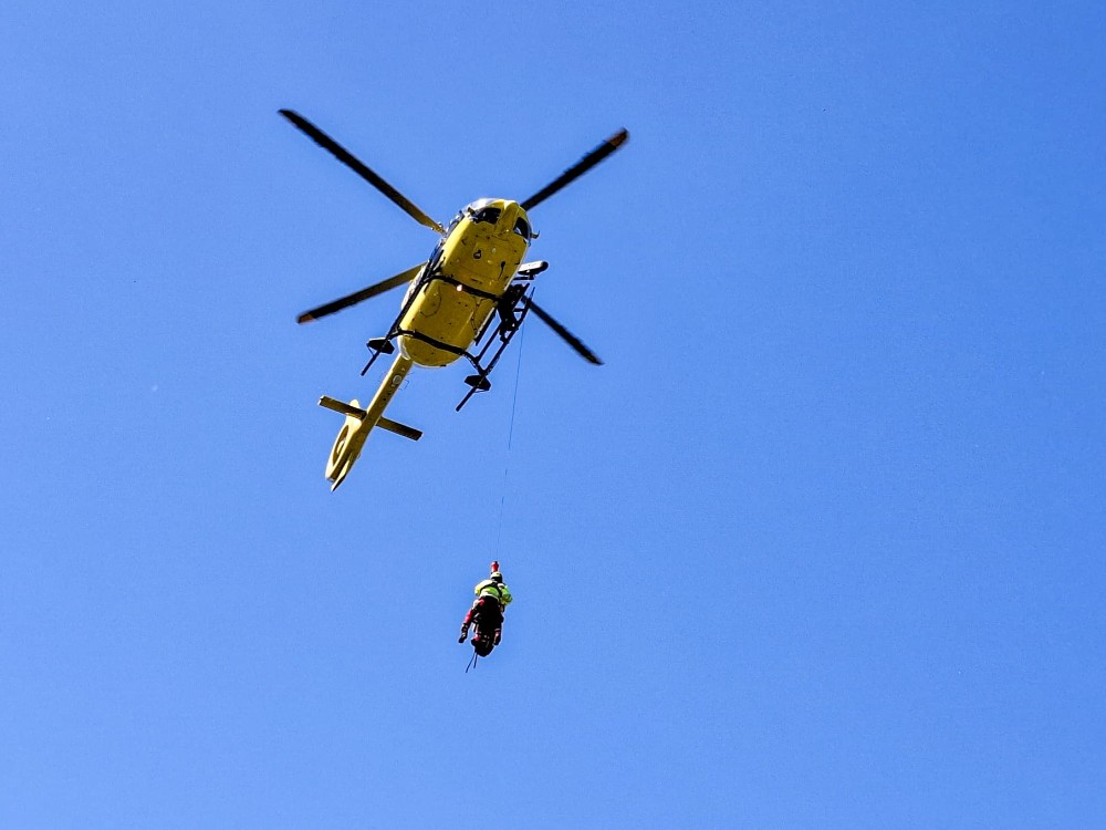 Auto rubata ritrovata in un canale a Fucecchio