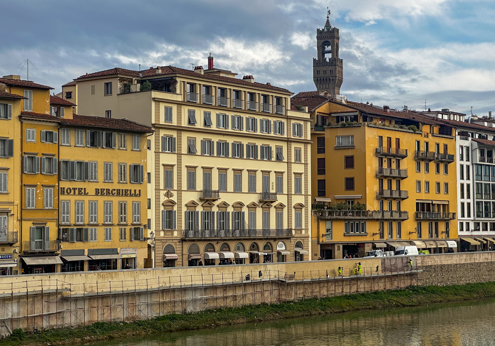 Sponda sinistra dell'Arno a Firenze, verso un tavolo per la riqualificazione