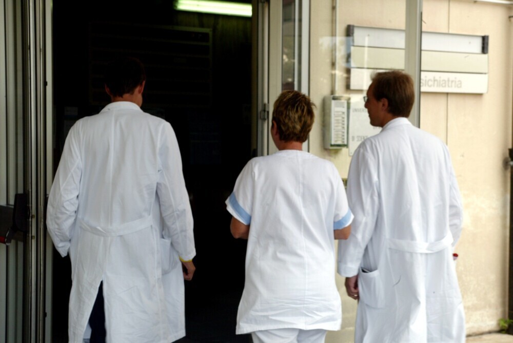 Giovani, Medici Firenze: “Dopo il Covid in Toscana ricoveri psichiatrici quasi raddoppiati in Toscana”