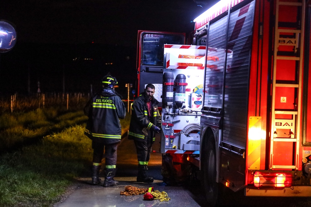 INCIDENTI: BUS IN FIAMME NEL FIORENTINO, ILLESO IL CONDUCENTE, NESSUN PASSEGGERO A BORDO