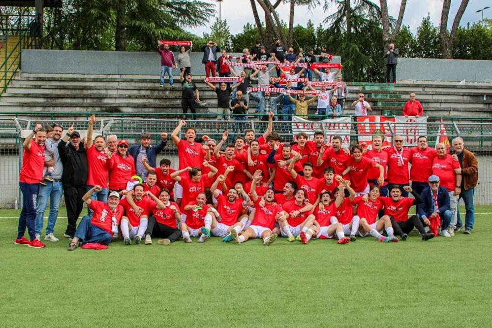 Festa grande a Firenze: la Rondinella Marzocco festeggia 80 anni di storia e il ritorno in Serie D