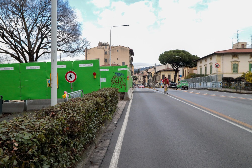 Cantieri a Ponte al Pino mandano in tilt il traffico: “Un’ora per attraversare le Cure”