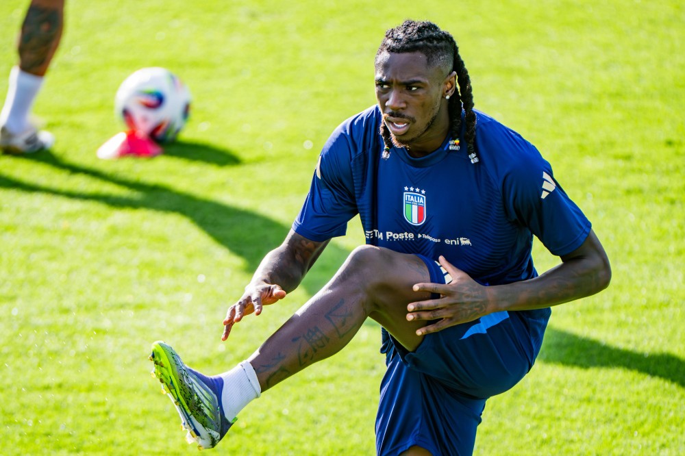 Fiorentina, il futuro di Kean passa da luglio: clausola da 62 milioni e confronto con il nuovo tecnico