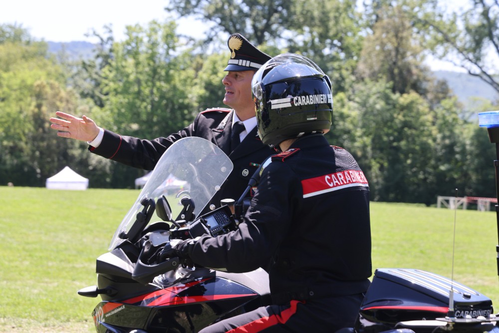 Truffa del falso carabiniere, raggirato noto imprenditore fiorentino: bottino da 20mila euro