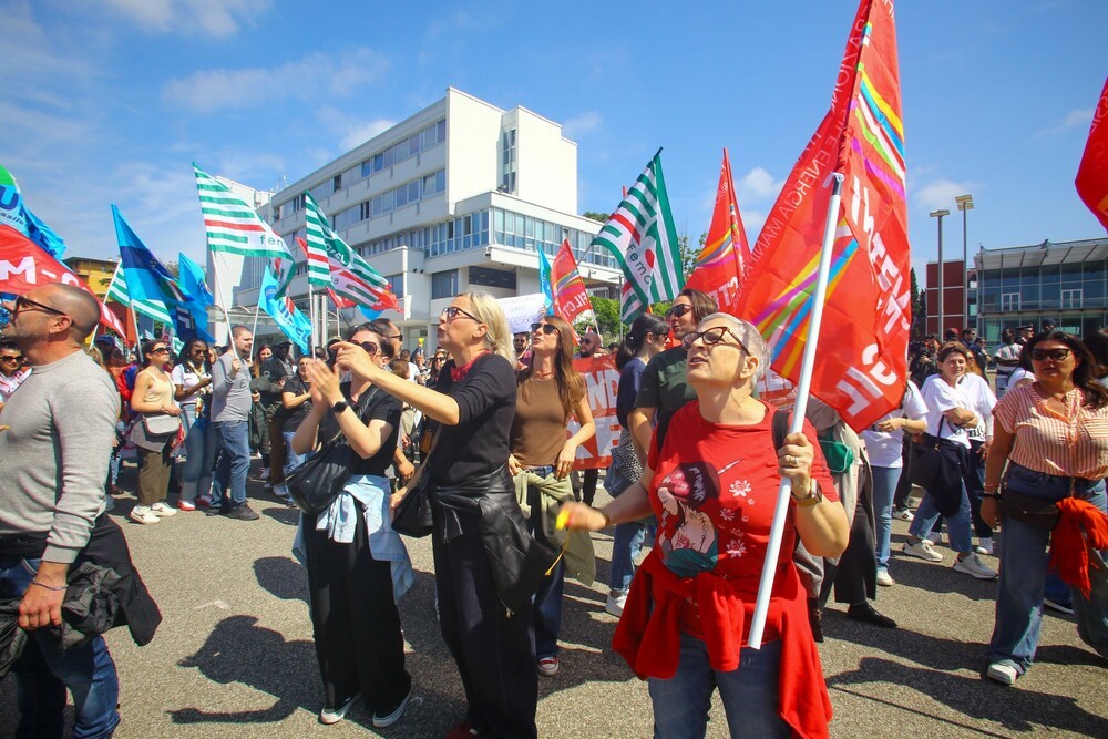 Affitti brevi: manifestazione proprietari a Firenze contro estensione blocco