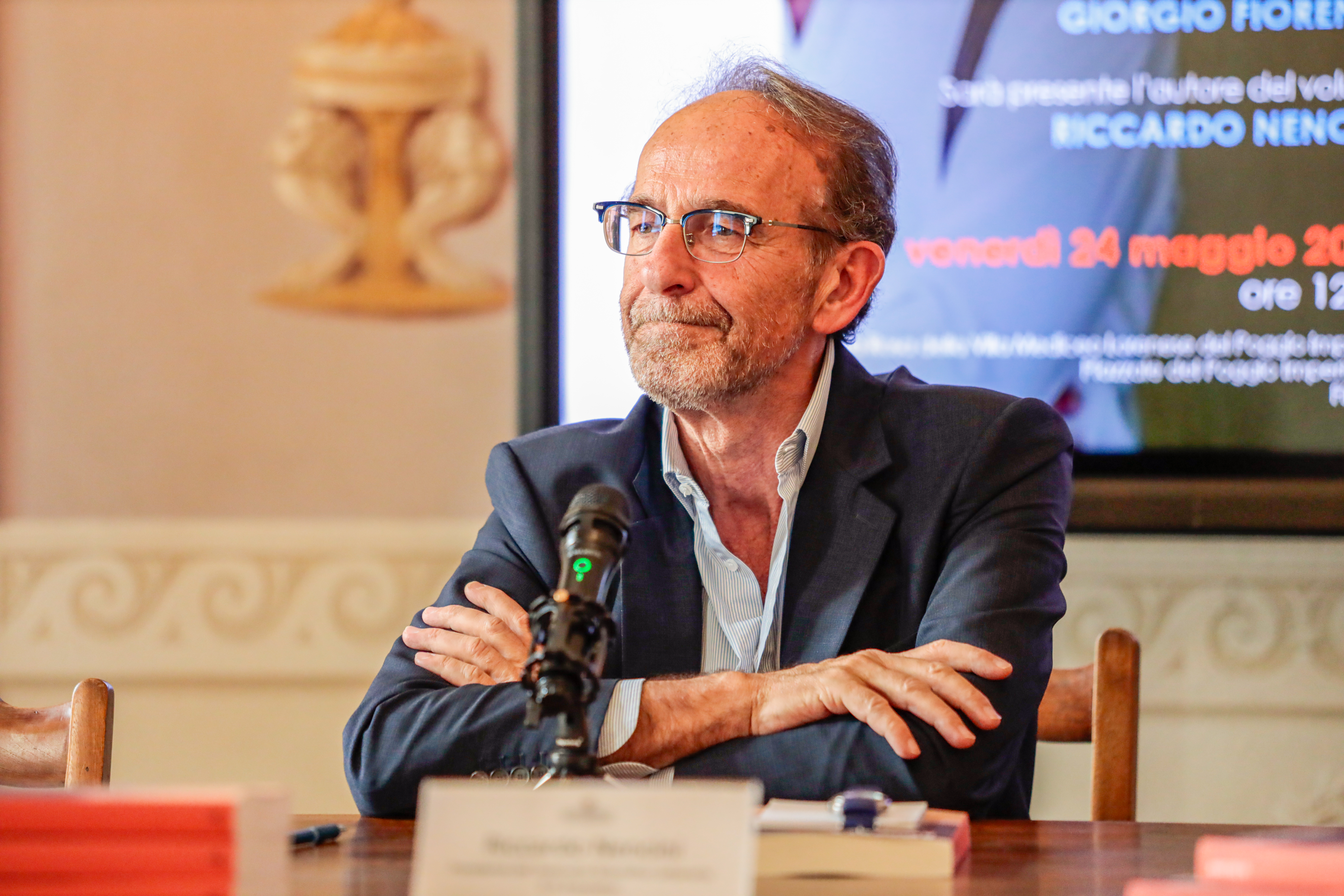 Censura culturale: Nencini difende Erri De Luca ed evoca i 