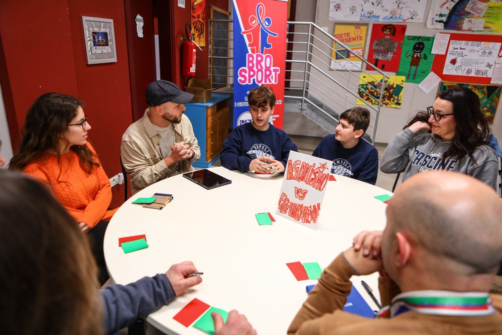 Social, salute e giovani: a Firenze il confronto sull’educazione digitale