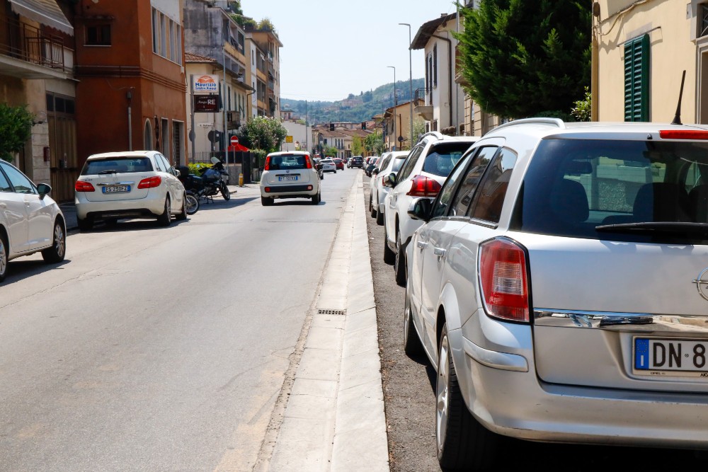 Quartiere 3, residenti senza parcheggi: «Trovare posto è diventata un'impresa»
