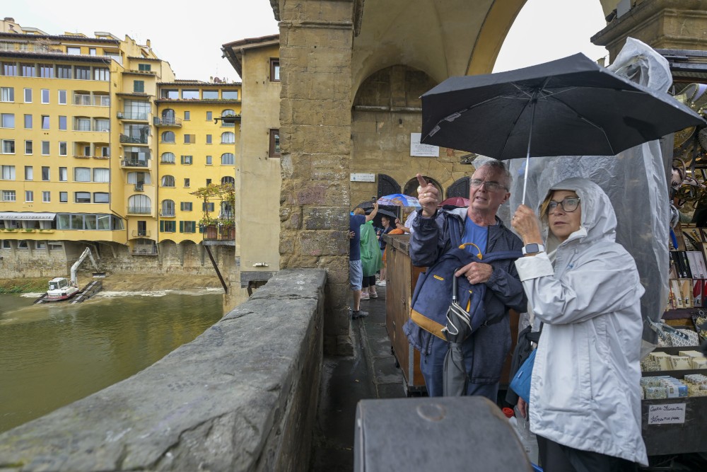 Paratie mobili per l'Arno, cosa sono e come funzionano 