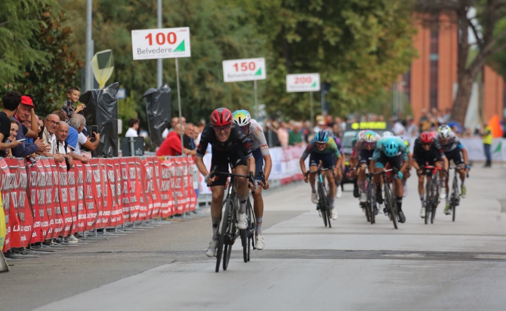 Team Hopplà, weekend da protagonista: Stefanelli trionfa a Gambellara