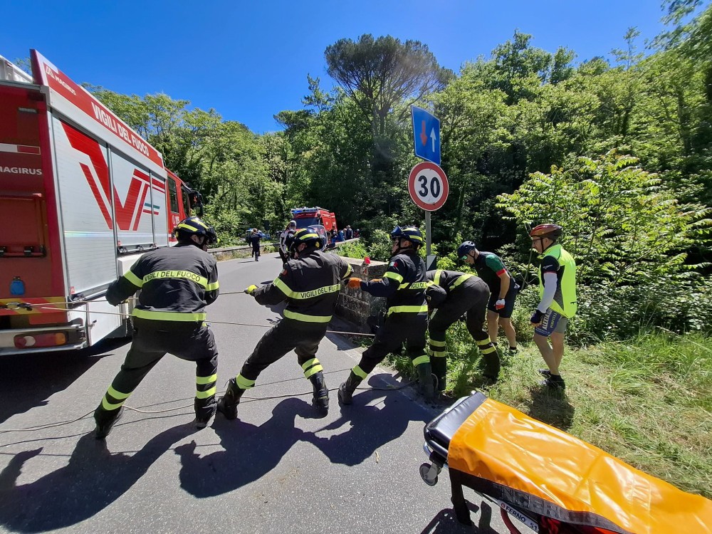 Vigili del fuoco, Conapo: 'Estate vicina ma in Toscana organici e mezzi insufficienti'