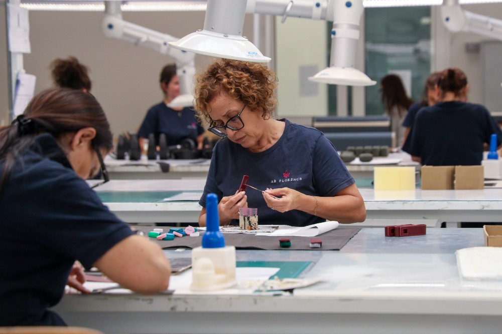 Rereri apre un laboratorio per co-creare una borsa